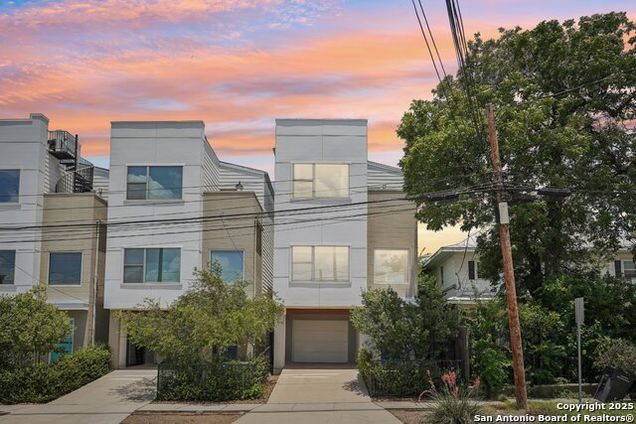 219 laurel
