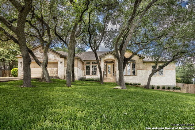 4807 West Lake Oaks