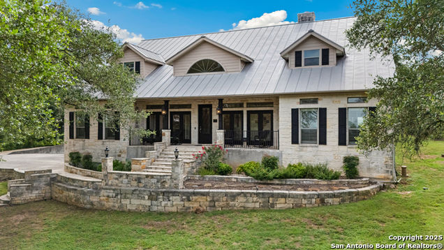 111 Oak Pointe
