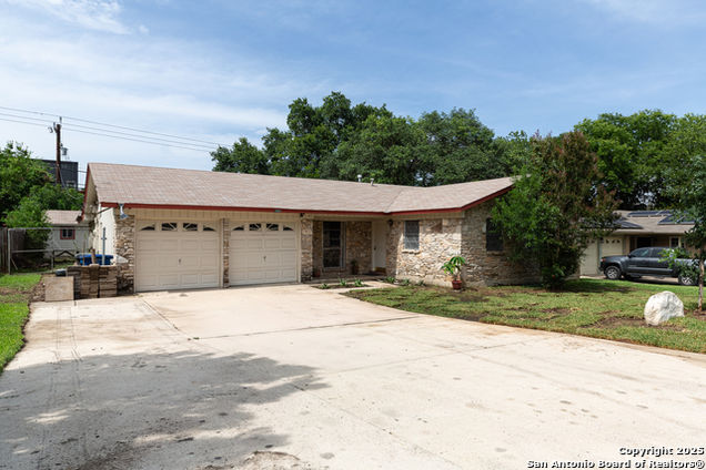 1003 Mount Capote
