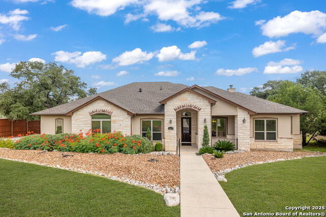 157 Paradise Hls