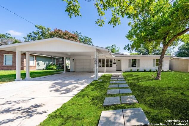 331 Waxwood Lane