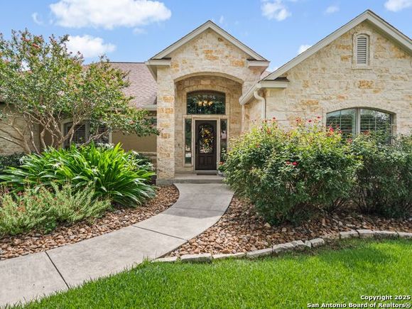 229 Lone Tree