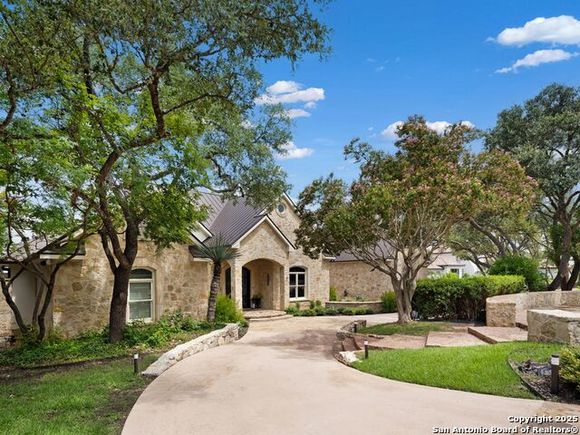 7 Davenport San Antonio, TX House Active - Photo 1 of 65. Opens carousel modal