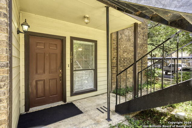 2542 Babcock Unit D101 San Antonio, TX Condo Active - Photo 1 of 15. Opens carousel modal