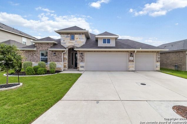 5433 Flutter Ln Bulverde, TX House Active - Photo 1 of 48. Opens carousel modal