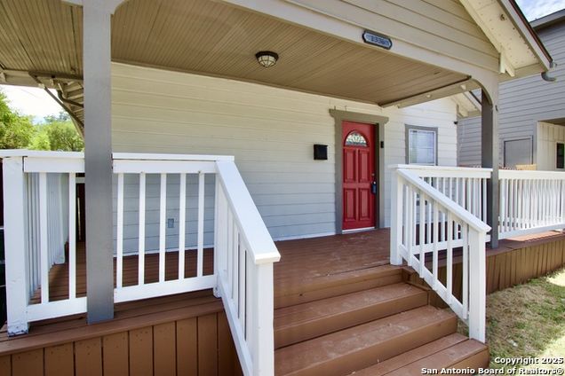 1336 center San Antonio, TX House Active - Photo 1 of 25. Opens carousel modal