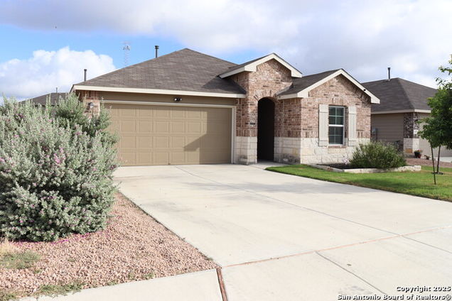 407 Pebble Creek Run