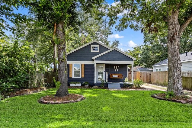109 Holderrieth Boulevard