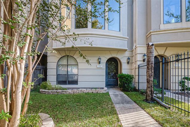 2721 Austin Street Houston, TX Townhouse Active - Photo 1 of 47. Opens carousel modal