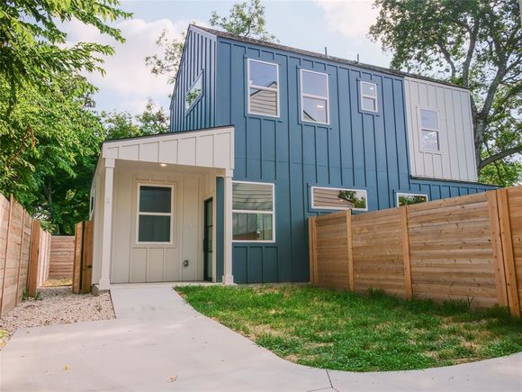 1042 Rosemont St Unit 2 Austin, TX House Active - Photo 1 of 22. Opens carousel modal
