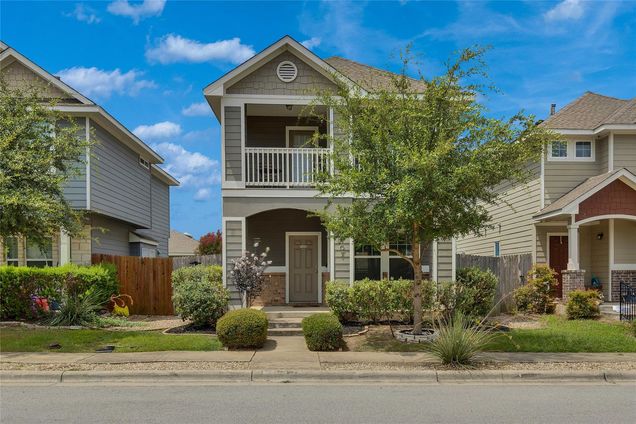 107 Friendship Oak Dr