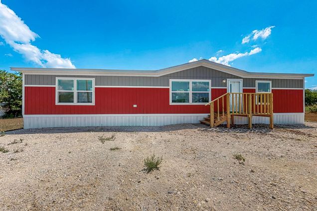 13800 Fm 107 McGregor, TX House Active - Photo 1 of 34. Opens carousel modal