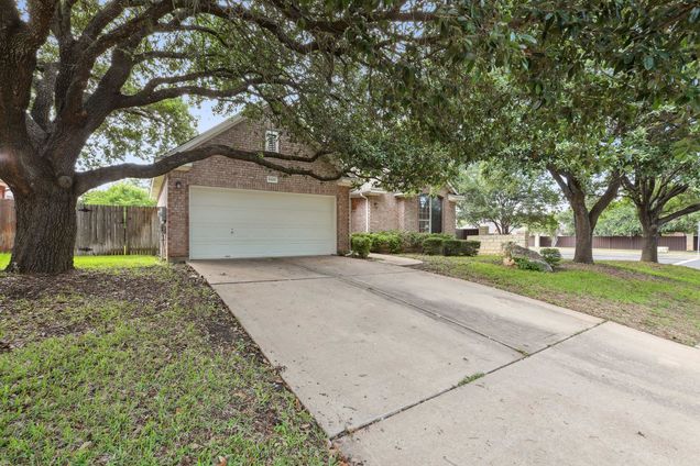 8400 Fern Bluff Ave