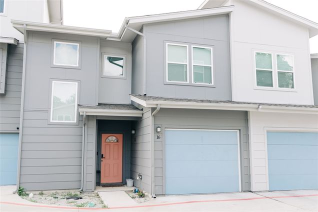12500 Lamppost Ln Unit 16 Austin, TX Condo Active - Photo 1 of 35. Opens carousel modal