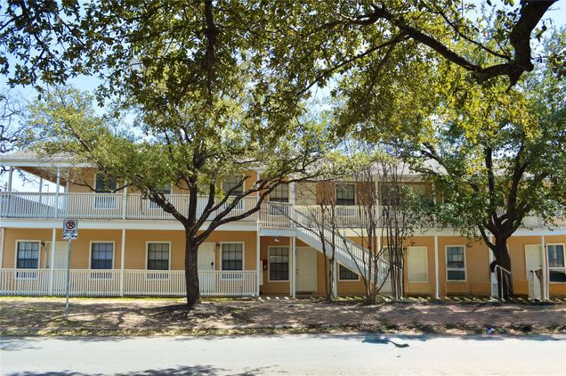 619 W 37th St Unit 104 Austin, TX Apartment Active - Photo 1 of 16. Opens carousel modal