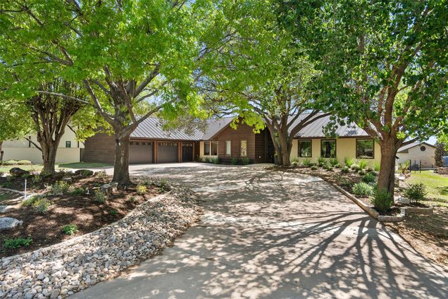 211 Lighthouse Drive Horseshoe Bay, TX House Active - Photo 1 of 28. Opens carousel modal
