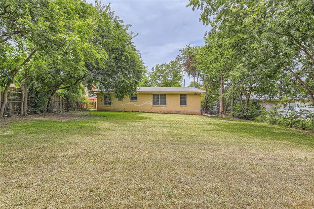 4805 Hilldale Dr Unit LOT Austin, TX Plot of land Active - Photo 1 of 10. Opens carousel modal