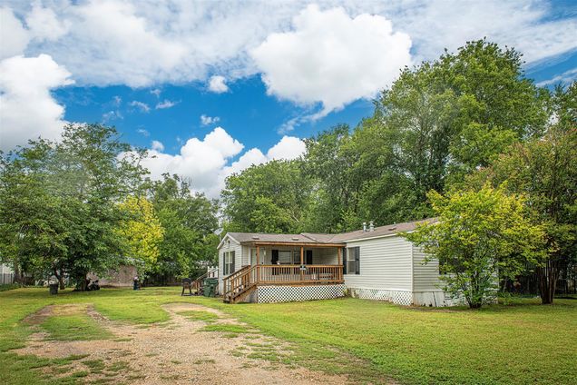 4604 Pimlico Dr