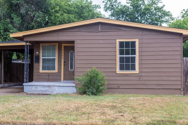 1402 Toliver St Killeen, TX House Active - Photo 1 of 39. Opens carousel modal