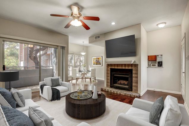 700 S 1st St Unit 207