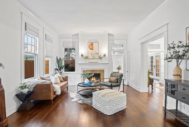607 W 32nd St