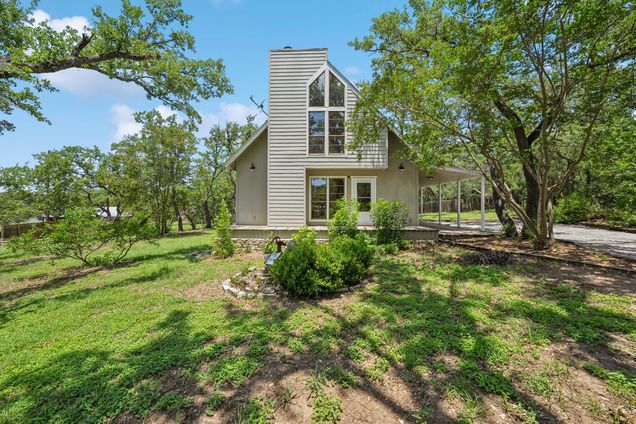 8902 Butler Cir Austin, TX House Active - Photo 1 of 26. Opens carousel modal