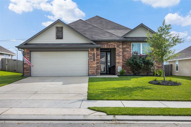 110 Broaddus Bnd