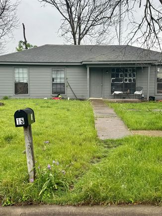 15 S 19th St