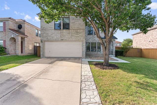 2009 Rim Rock Dr