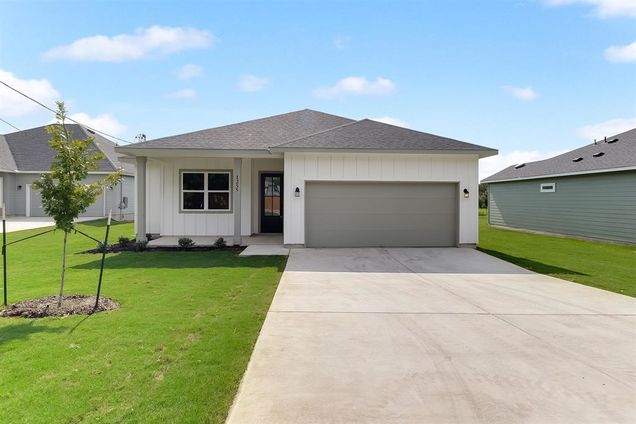 1255 Pecan Valley Dr Marble Falls, TX House Active - Photo 1 of 22. Opens carousel modal