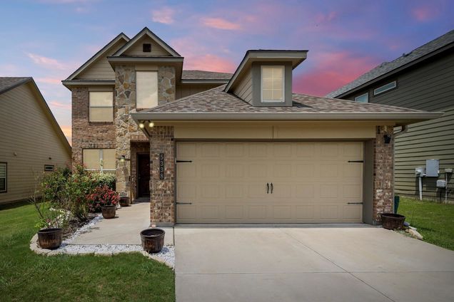 5338 Fenton Ln