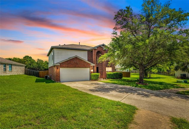 936 Twisted Fence Dr