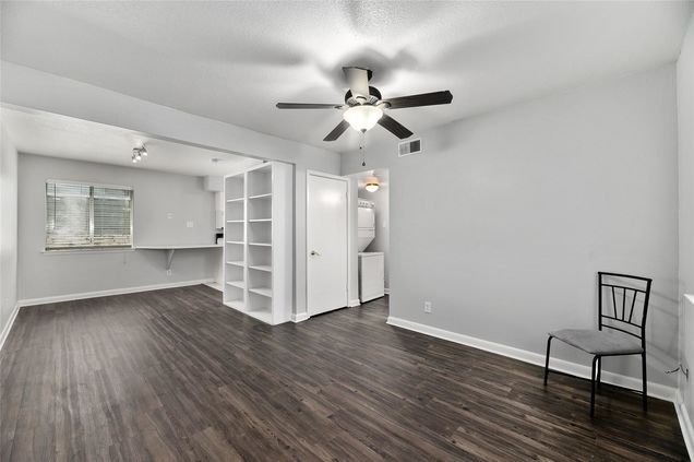 2408 Longview St Unit 113 Austin, TX Condo Active - Photo 1 of 23. Opens carousel modal