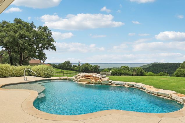 1486 Niagara Hts Belton, TX House Active - Photo 1 of 37. Opens carousel modal
