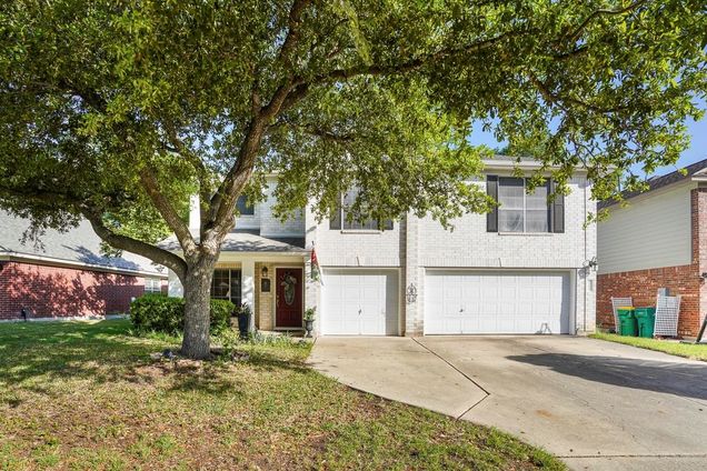 1205 Boerne Dr