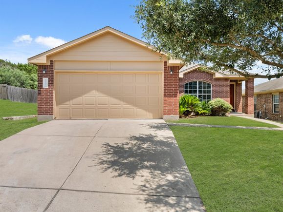 5901 Nelson Oaks Dr