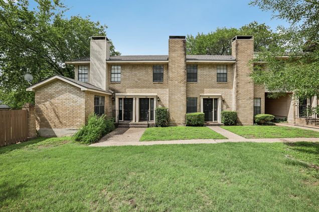 8400 Jamestown Dr Unit 536 Austin, TX Condo Active - Photo 1 of 30. Opens carousel modal
