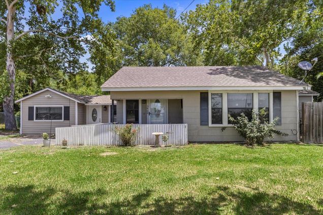 3400 W State Highway 71 La Grange, TX House Active - Photo 1 of 18. Opens carousel modal