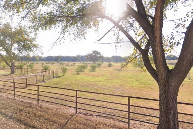465 Oak Grove Rd Luling, TX Plot of land Active - Photo 1 of 10. Opens carousel modal