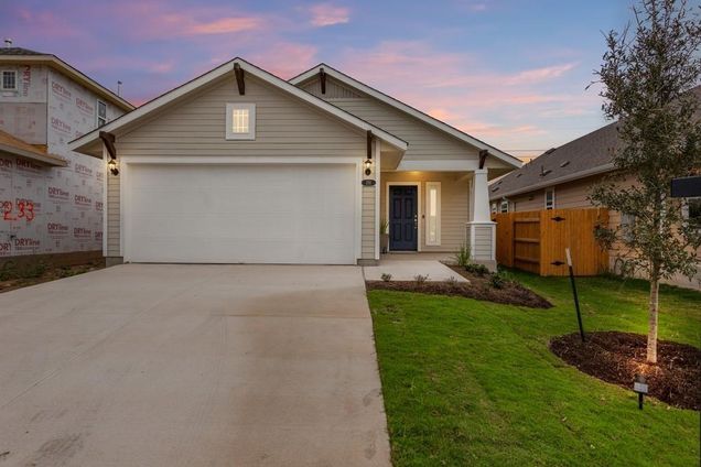 231 Trailside Ln