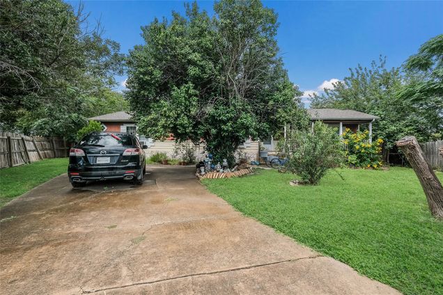 590 Gateway Cir