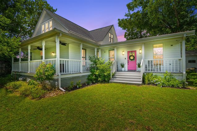 400 W Salty St Thorndale, TX House Active - Photo 1 of 40. Opens carousel modal