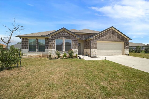 109 Egret Dr