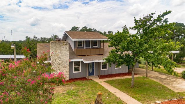 121 W Stonecastle Dr