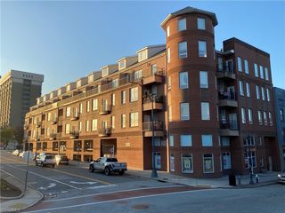 360 S Elm Street Unit 208