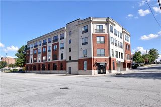 411 Washington Street Unit 102