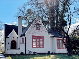2605 Springwood Drive
