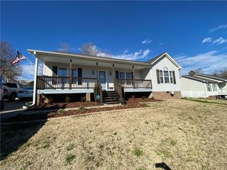 12 Deerfield Court