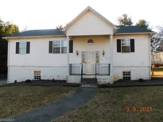 1205 Salem Lake Road